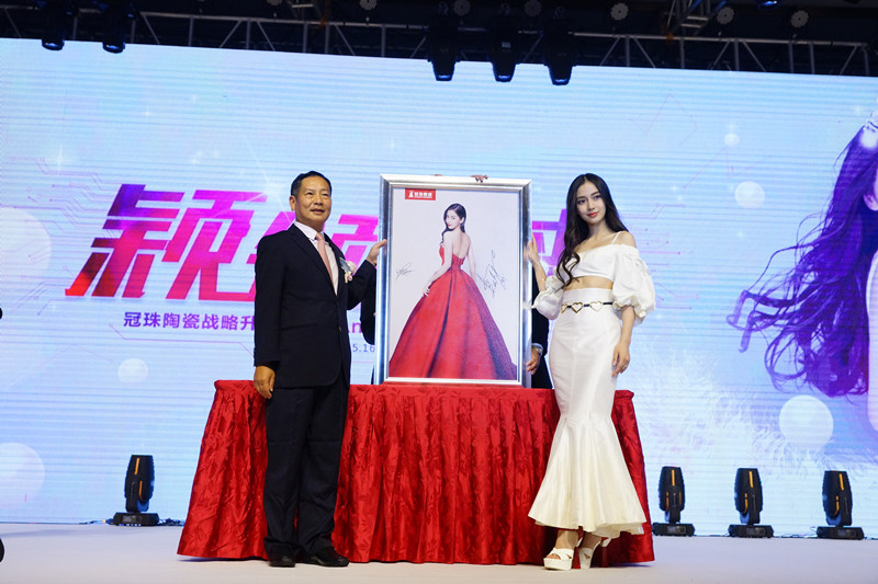  ���u��������Ů����������Ҫ�[�Ę���23�d������e������Ʒ�Ƒ�������ȫ���_��