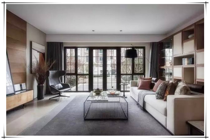 �l�f����ʽ�����ϸɲ��L(f��ng)��